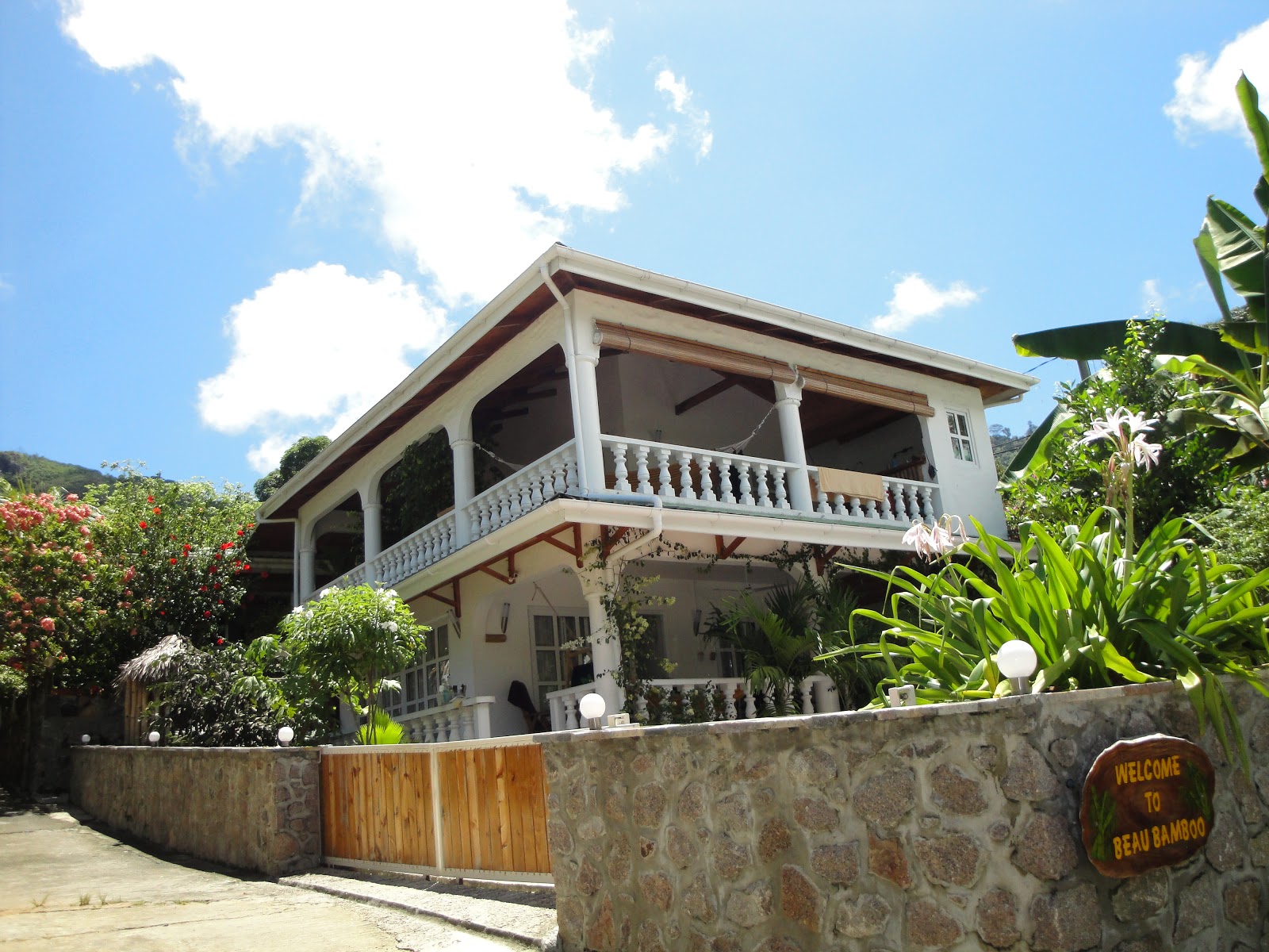 BEAU-BAMBOO-EXTERIEUR-1
