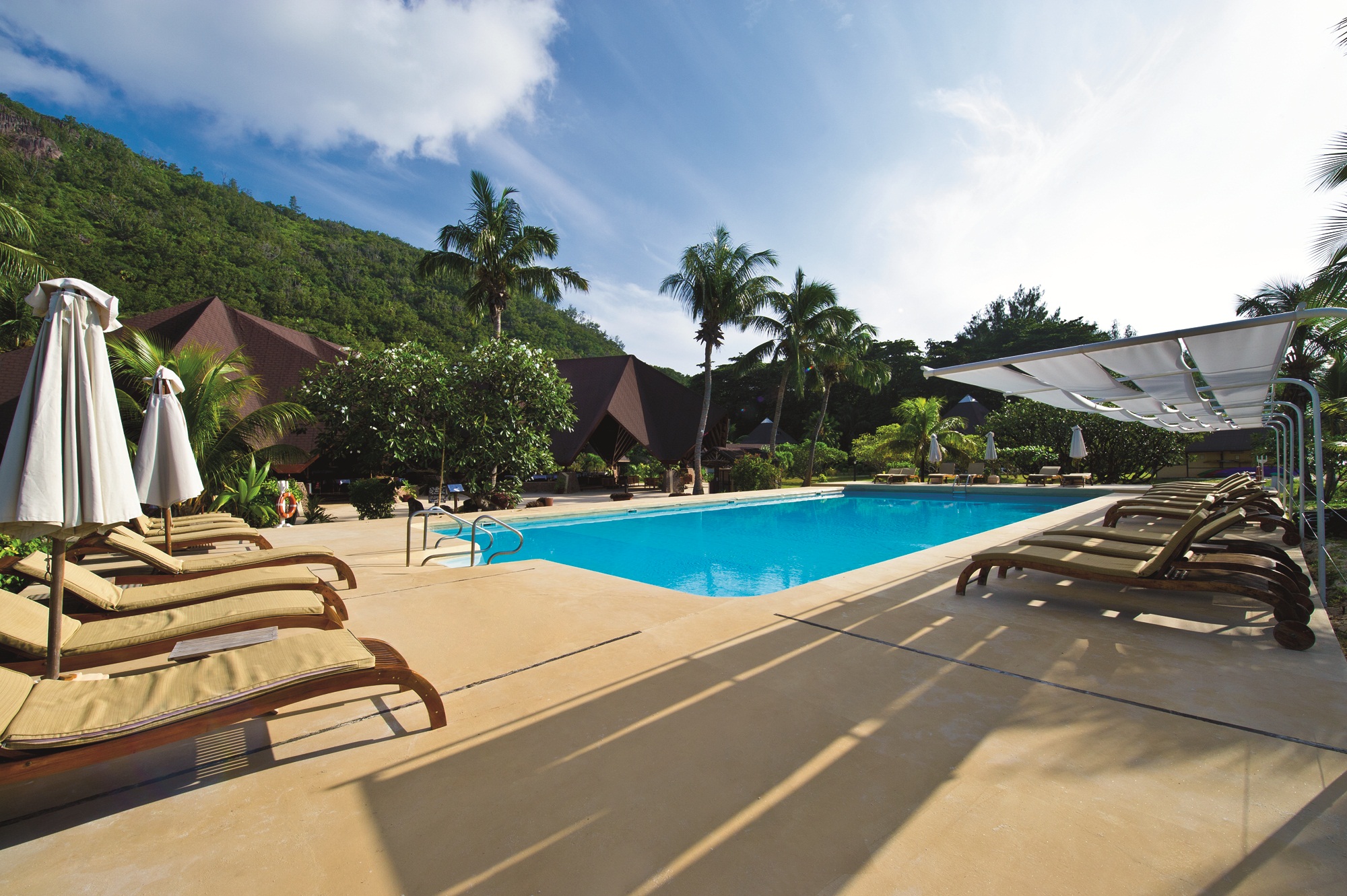 New-Emerald-Cove-Pool-