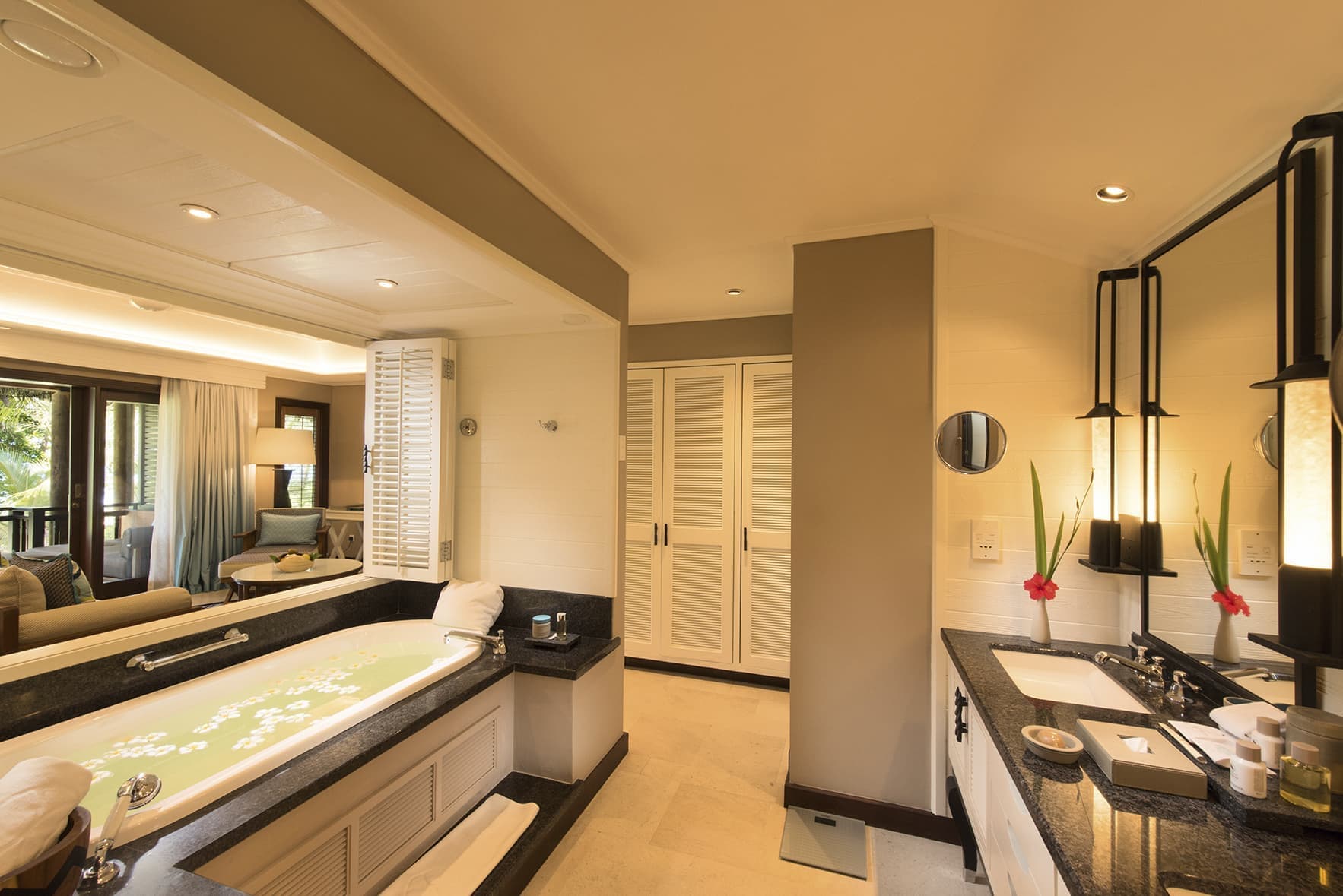 constance-lemuria-salle-de-bain