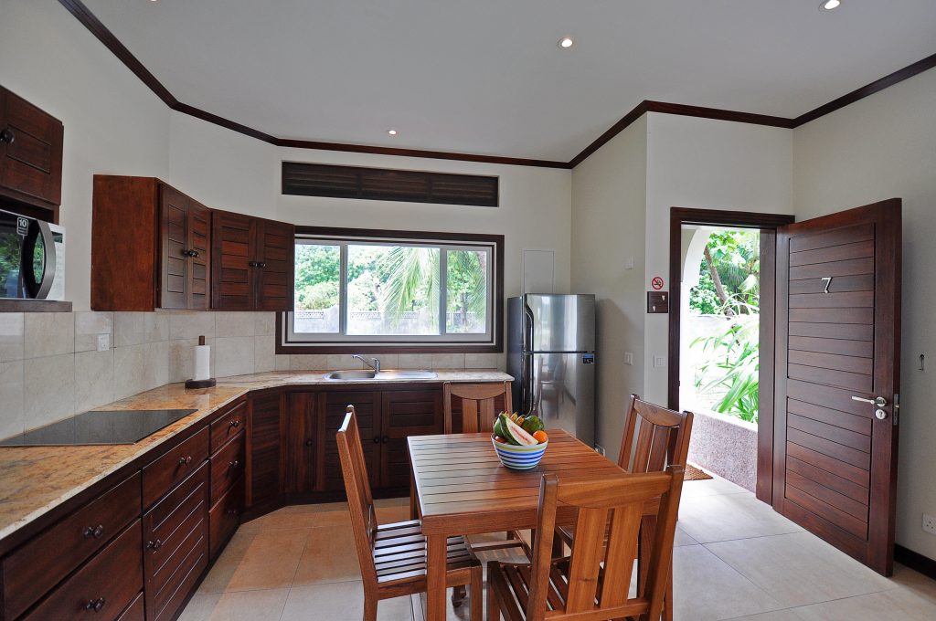 Cote_dOr_Footprints_CUISINE-1024x680